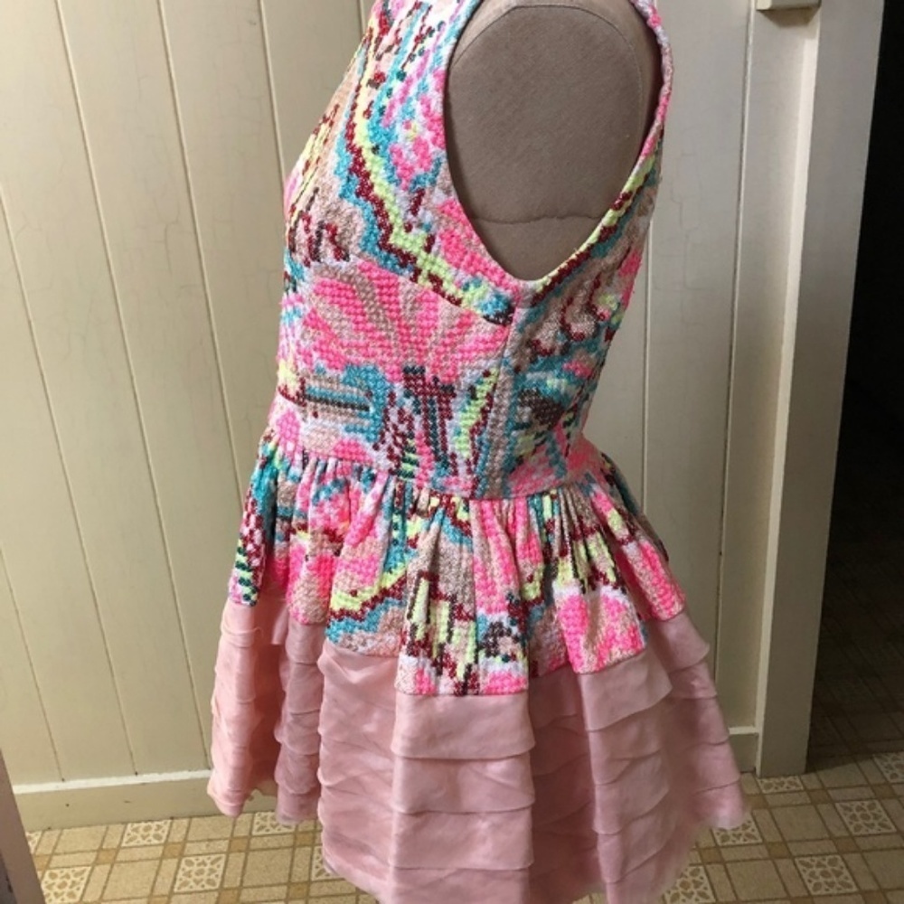 ANTHROPOLOGIE sz 4 DAKSHA Pink Embroidered Peplum - Picture 2 of 8